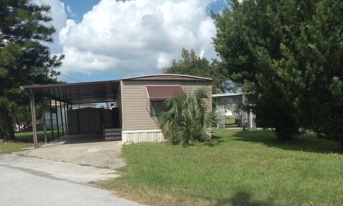 Hudson Beach Estates Casa | Adventure Coast waterfront
