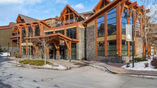 Canmore Apartamento | Adventurer's Escape~ Mountain Luxury Resort