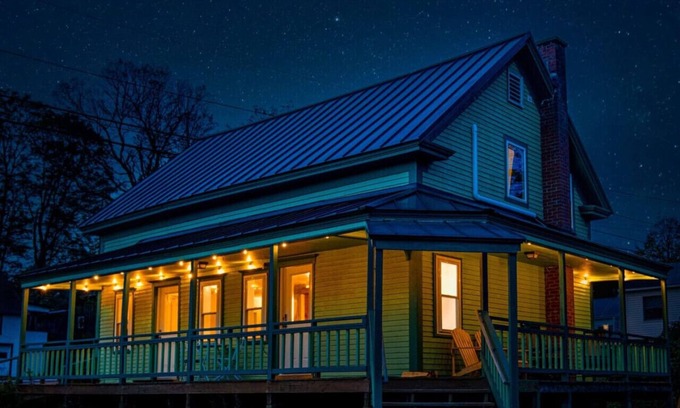 East Burke Casa | Adventurer's Home by Kingdom Trails and Burke Mtn