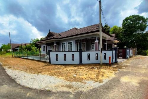 Marang District Casa | Adyan Homestay Terengganu