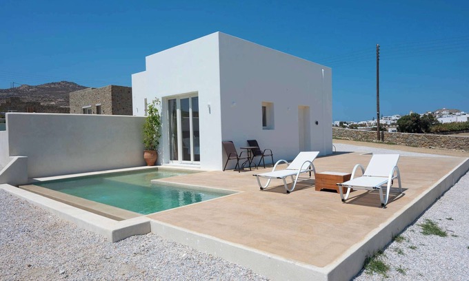 Ano Mera Apartamento | Adyton Luxury Suites, Mykonos Private Pool Getaway