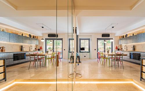 Aventine Apartamento | Ædrian's Loft. Boutique apartment with private terrace in the center of Rome