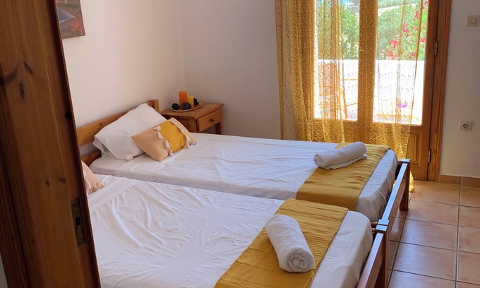 Krotiri Apartamento | Aegean Overlook Studios #2. Quiet rooms overlooking the Port.