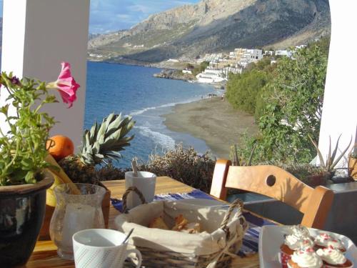 Mirties Apartamento | Aegean Villa-On beach apartment! Ideal choice!