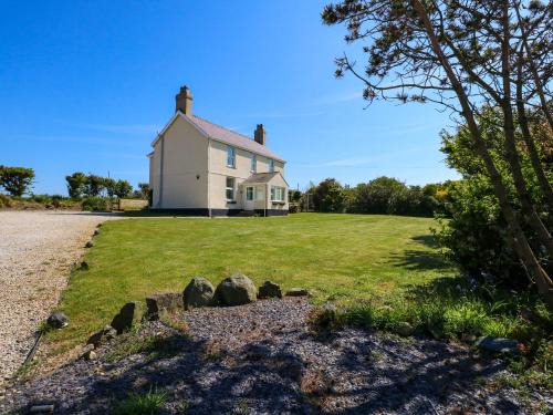 Garn Fadryn Casa | Ael Y Fron