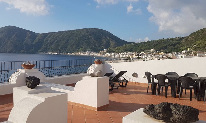 Canneto Apartamento | -Eólicas isla de Lipari - Canneto - La mejor vista Calandra 2 + 2