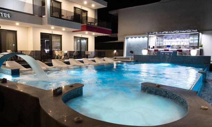 Asprovalta Casa | AEONIAN LUXURY SUITES