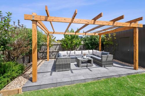 Torquay Casa | Aerial Beach House 2