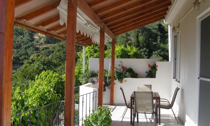 Aerinos Casa | Aerinos House