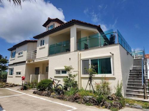 Downtown Apartamento | Aewol Gwangryeong House