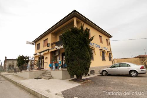 Ospedaletto Lodigiano Casa | Affittacamere Trattoria Del Cristo