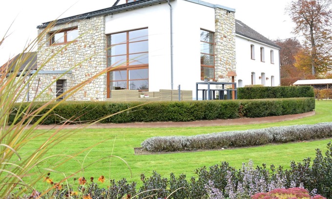 Elsenborn Otro | Lujosa casa rural en Bütgenbach con sauna