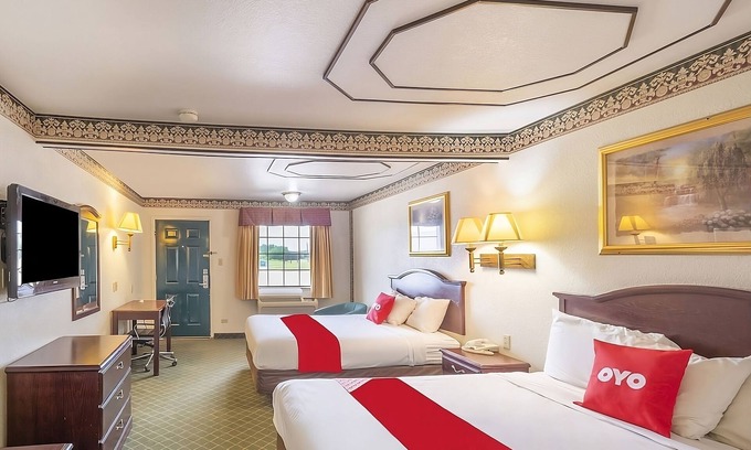 Three Rivers Casa | Affordability Meets Comfort! Pets Allowed, Free Parking, Onsite Dining!
