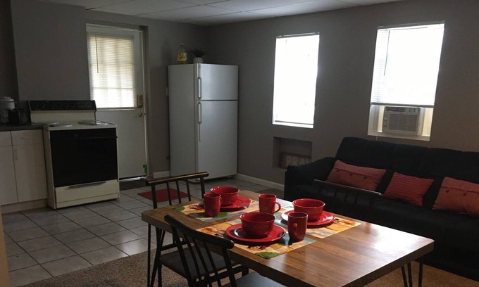 Hutchinson Apartamento | AFFORDABLE 1Bd/1Ba Apt C