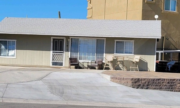 Yuma Casa | Affordable 2 Bedroom River Cabin, Martinez Lake