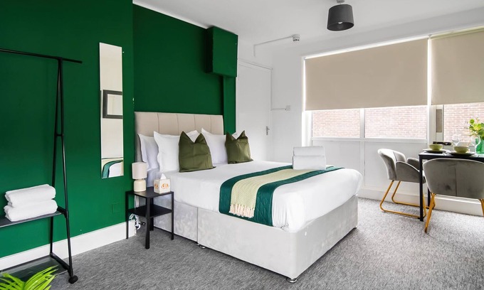Southgate Apartamento | Affordable En-Suite Studio Rooms in London, N14 1A