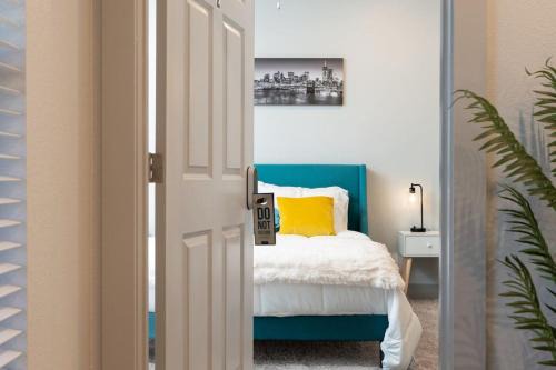 Grand Prairie Apartamento | Affordable Private Room - Shared