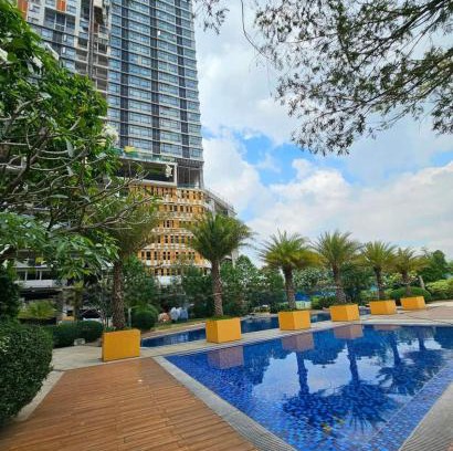 Project 8 Apartamento | Affordable Studio Type Condo in Congressional Town Center
