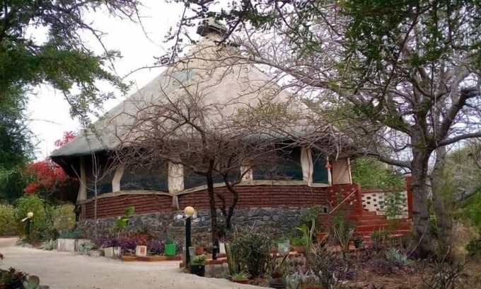 Mto wa Mbu Cabina | African Sunrise Lodge and Campsite