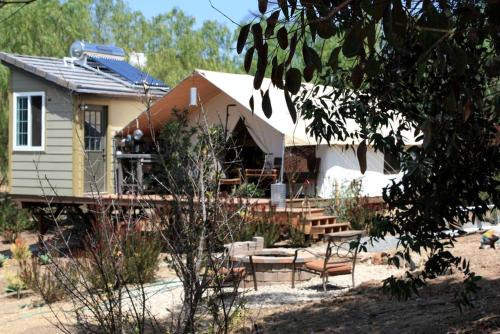Vista Otro | African-Inspired Safari Tent near San Diego for a Glamping Weekend in Vista, California