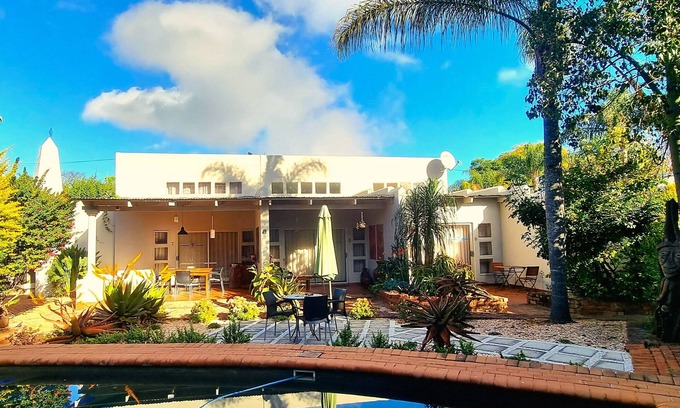 Polokwane Casa | African Roots Guest House