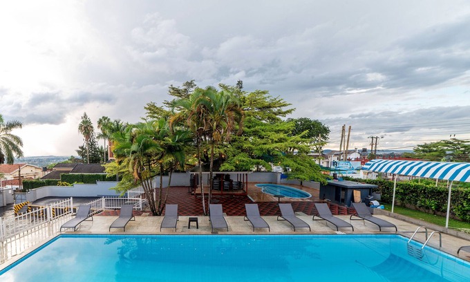 Muyenga Hotel | Afro Park Hotel