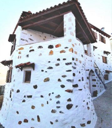 Yianniou Villa | Afroditi Traditional Villa