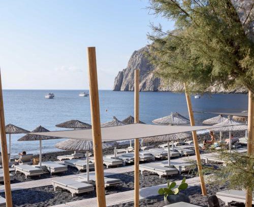Kamari Hotel | Afroditi Venus Beach Resort