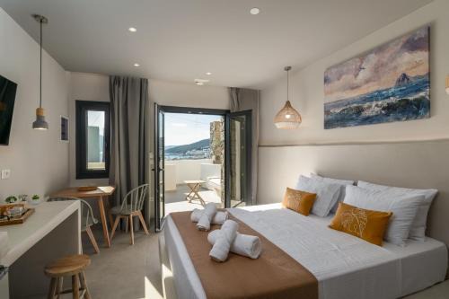 Adamas Hotel | Afroessa Milos