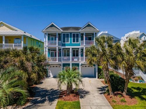 Wilmington Beach Casa | After Dune Delight - Relax and unwind in this fun and spacious 3 story home, Light, Bright, and close to everything! townhouse