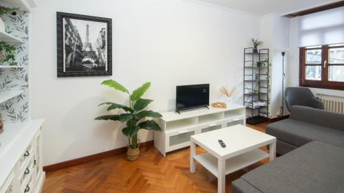 Carballo Apartamento | AG Piso Valle Inclán en el centro de Carballo