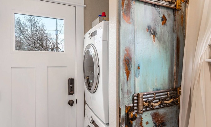 Louisville Cabaña | Agatha Stecker cottage - Historic Miner’s cottage
