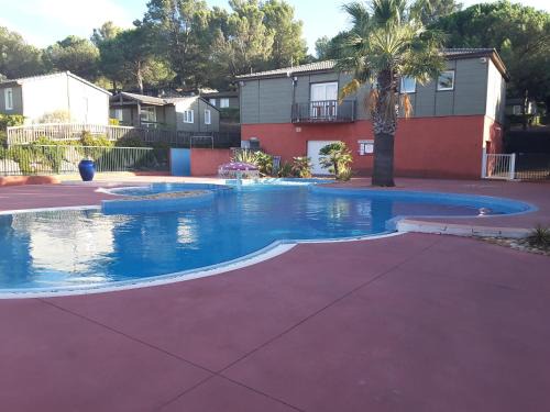 Agde Chalet De Esquí | AGDE chalet sénérité piscine clim 6 PL