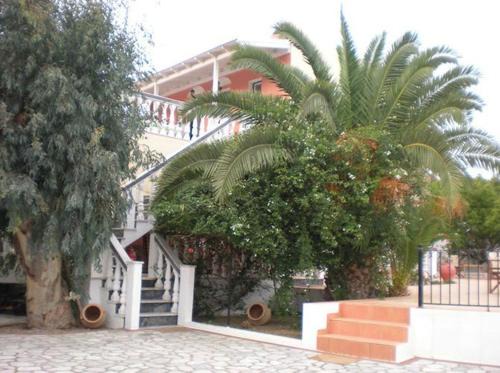 Kamari Apartamento | Aggelos Studios