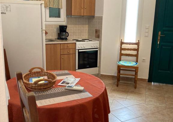 Andros Apartamento | AGKYRA Rooms (Faith)