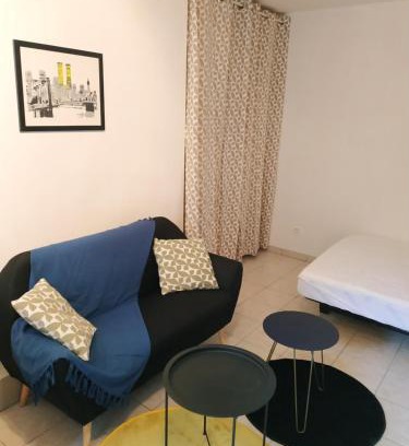 Perigueux Apartamento | Agréable studio entièrement équipé