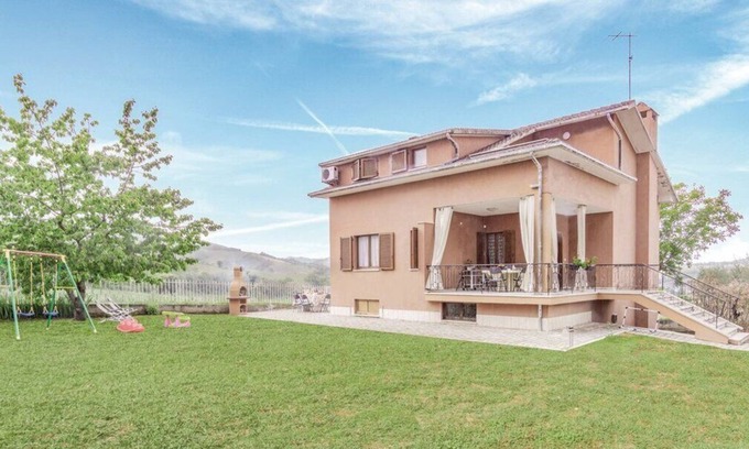 Castignano Otro | AGROTURISMO "VIÑEDOS Clementina Fabi" EN CASTIGNANO