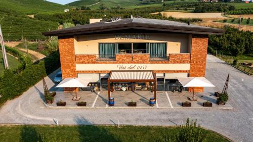 Vezza d'Alba Casa | Agriturismo Demarie