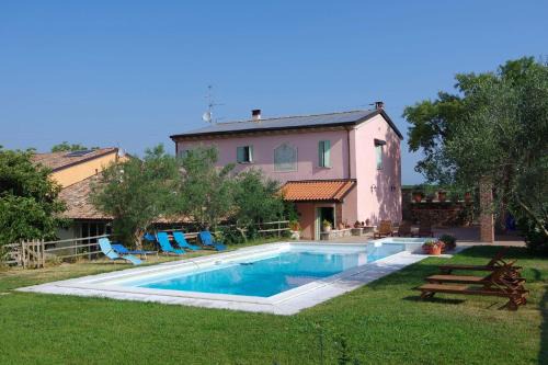 Monzambano Casa | Agriturismo La Casa Del Mandorlo