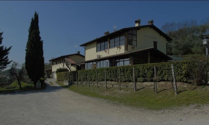 Lonato del Garda Casa | Agriturismo La Scalera