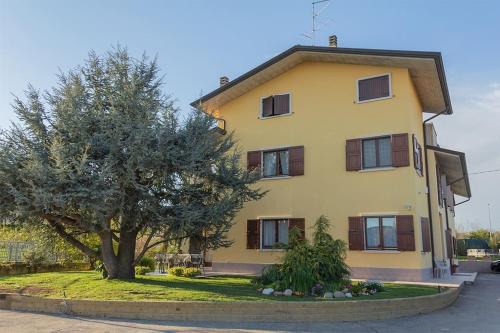 Bussolengo Casa | Agriturismo Pino Argentato