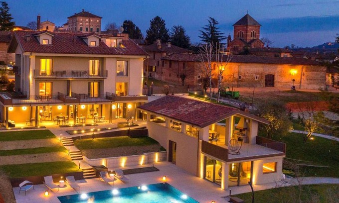Verduno Casa | Agriturismo Speziale Wine Resort