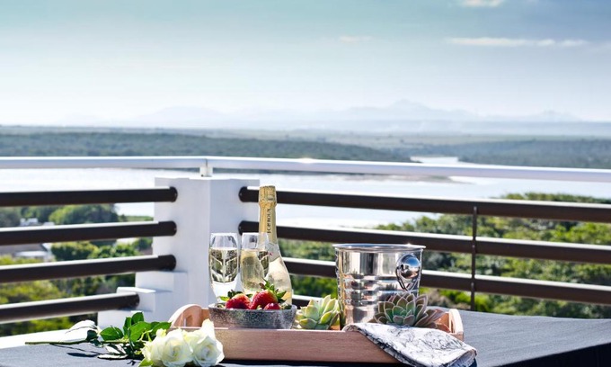 Aston Bay Apartamento | Aguia-Vista Couples Haven, Views, Pool, Beach Walk
