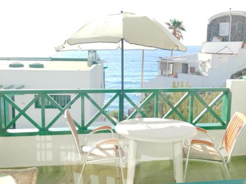 Playa del Aguila Apartamento | Aguycan - Bungalow with ocean views