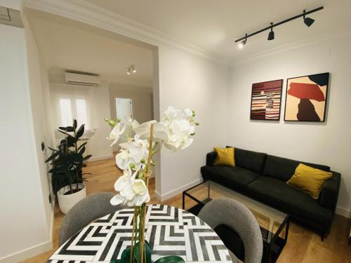 Puerta del Angel Apartamento | AH - Estudio Moderno en Madrid Río a 10 Min del Centro