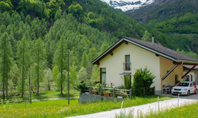Sonogno Apartamento | ai Casell by Interhome