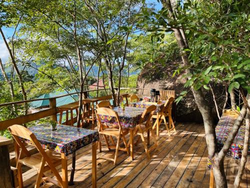 Iringa Casa | Aika Sunrise - Your Home in the Hills