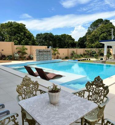 Calatagan Complejo | Aina Hannah Family Resort's Greek Unit