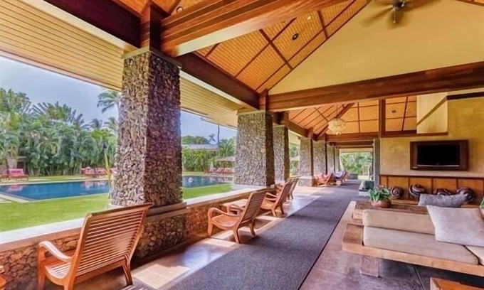 Historic Lahaina Front Street Condominio | Aina Nalu 2bd/2ba 2 Bedroom Condo by Redawning