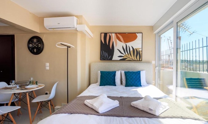 Nea Smirni Apartamento | Aiolos new Smyrni view loft suite